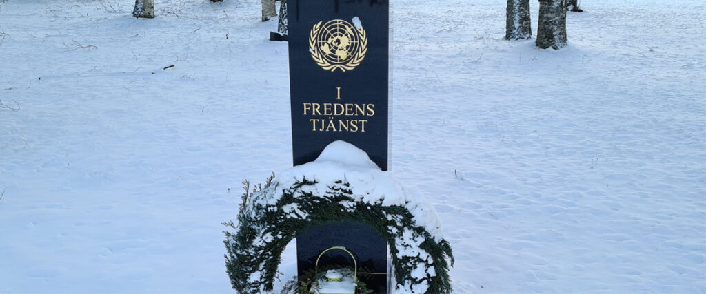 FN-stenen i vinterskrud