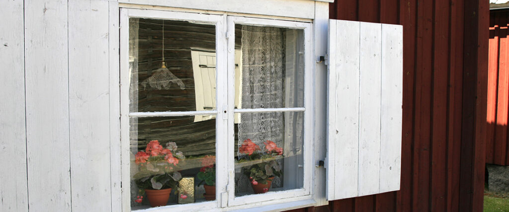 Kyrkstugefönster