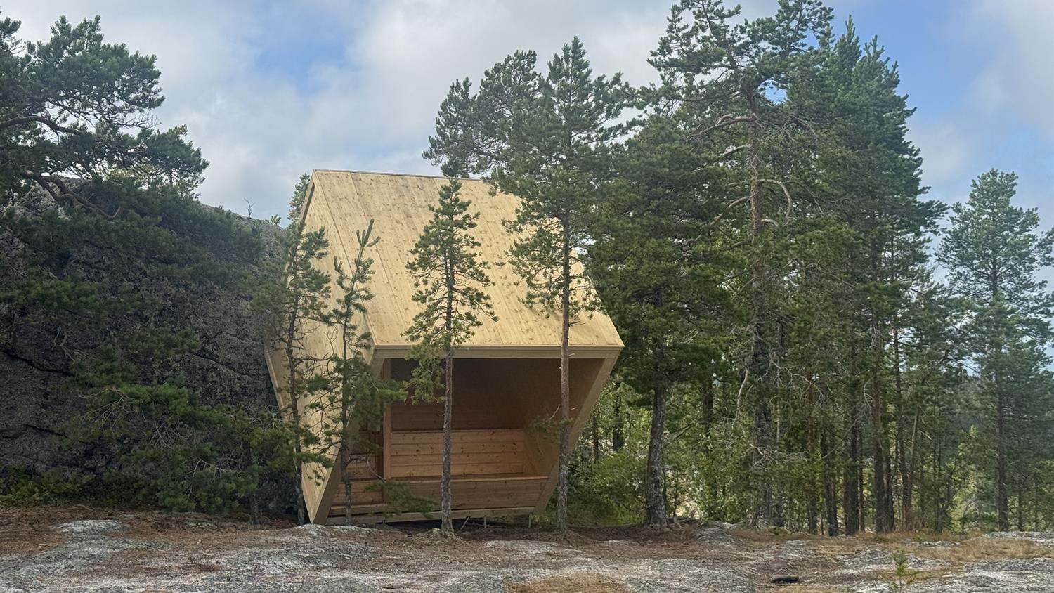 Högberget -45 degree cube