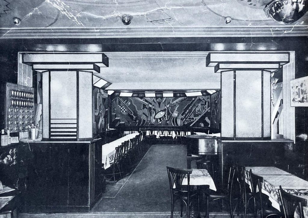 nteriör med muralmålning på nattklubben La Cigogne , Montparnasse, Paris, 1931.